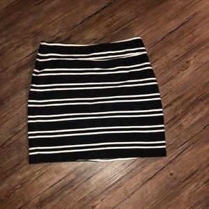 Bodycon mini skirt